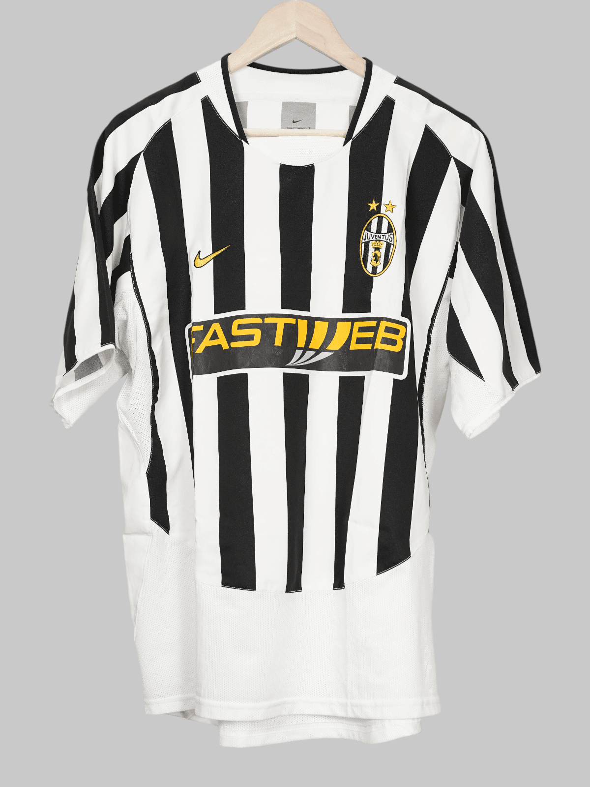 Retro & vintage Juventus shirts