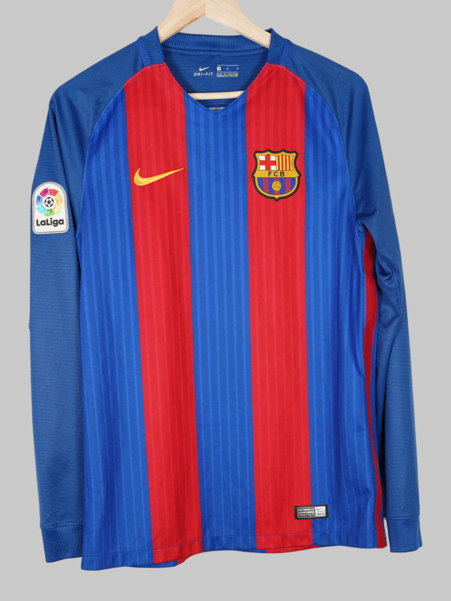 2016/17 Barcelona Iniesta #8 Home Shirt L/S (M)
