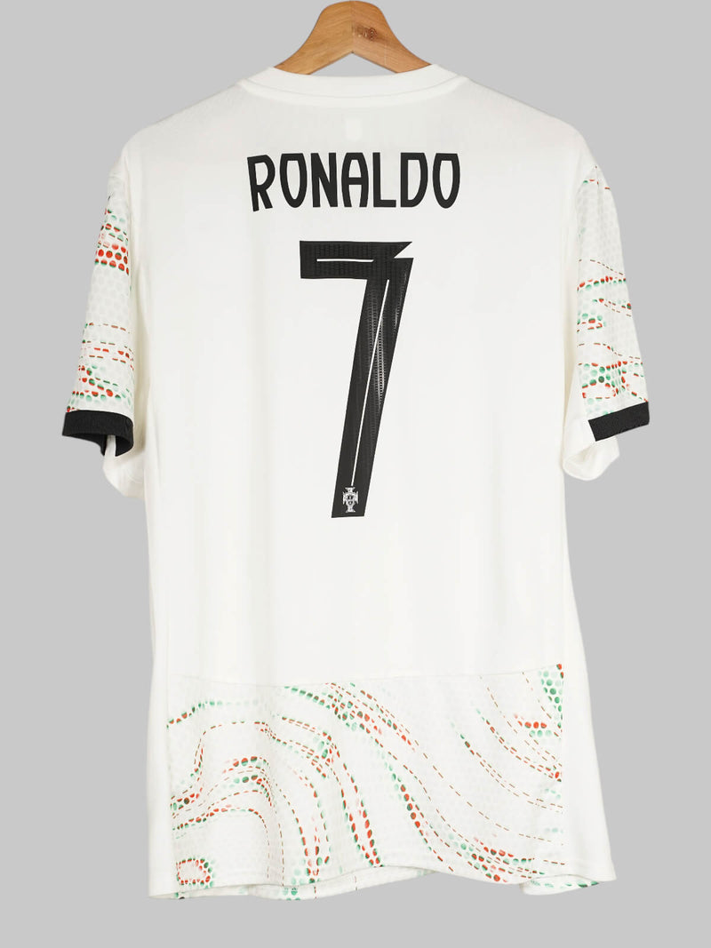 Portugal Away Shirt 2025/26 Ronaldo #7 (L)