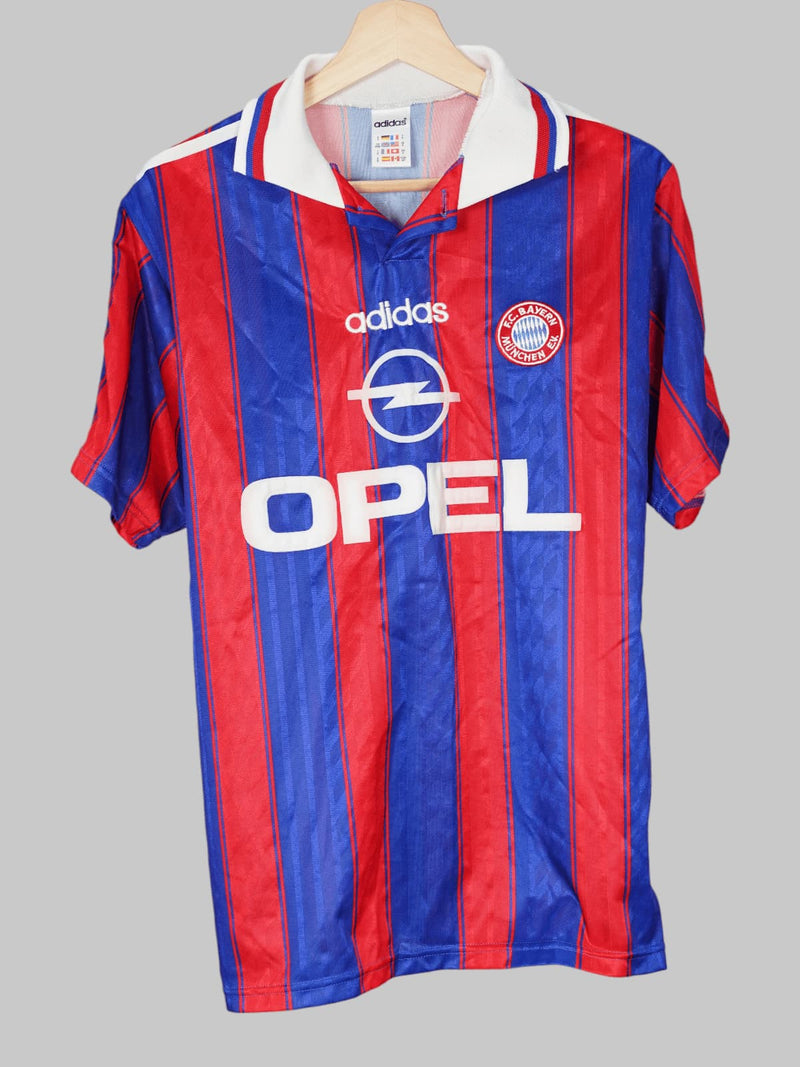 Bayern Munich Home Shirt 1996/97 Signature Shirt (S)