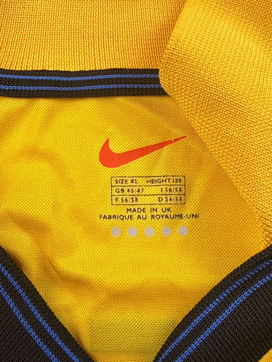 Inter Milan Third Shirt 1999/00 Vieri 32 (XL)