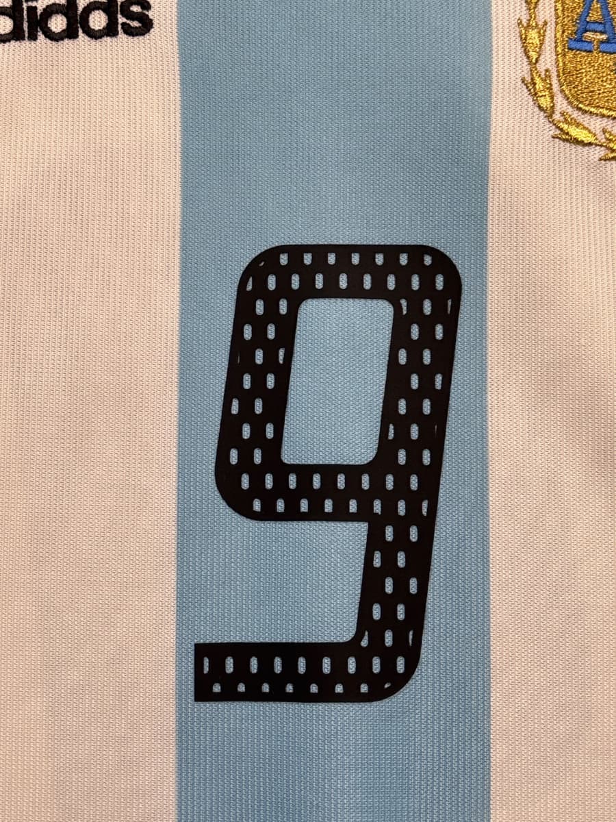 2002/3 Argentina Zanetti #8 Home Shirt (L)