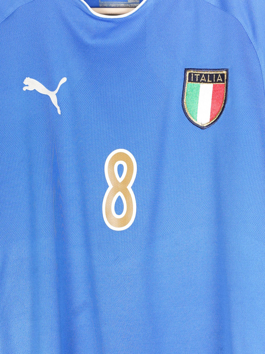 2003/04 Italy Pirlo #8 Home Shirt (M)
