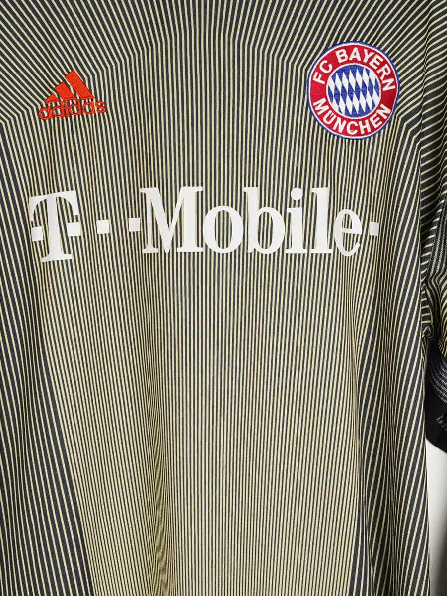 2003/4 Bayern Munich Keeper Shirt #1 Kahn (M)
