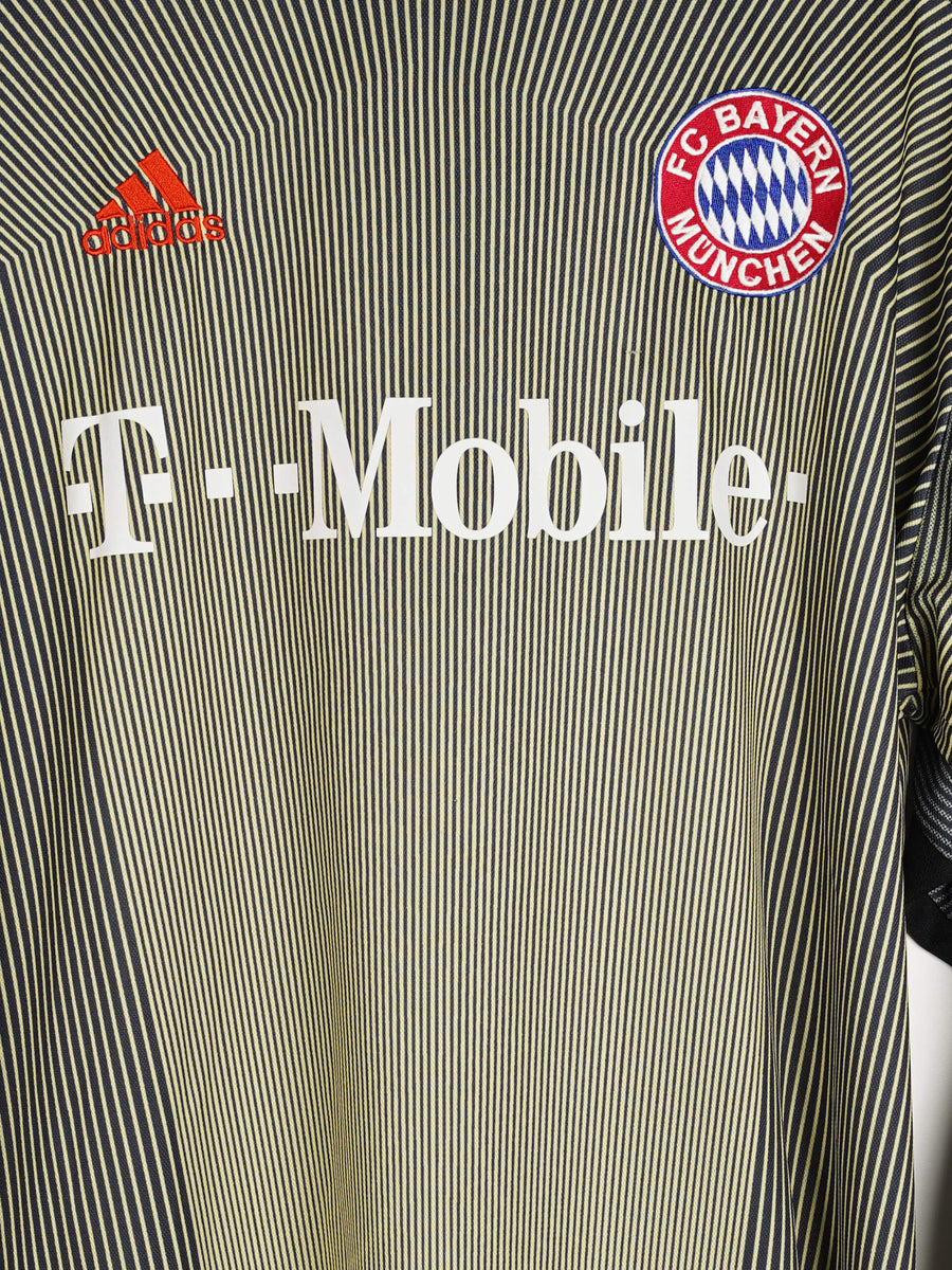 2003/4 Bayern Munich Keeper Shirt #1 Kahn (M)