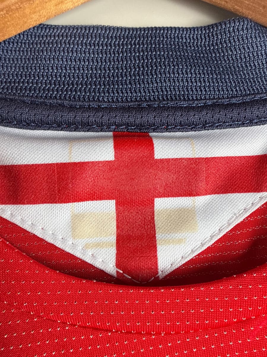 2004/5 England Owen #10 Away Shirt (M)