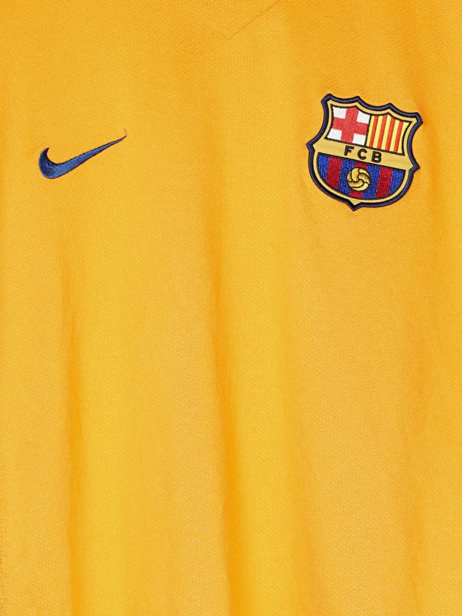 2006/07 Barcelona Away Shirt Ronaldinho #10 (M)