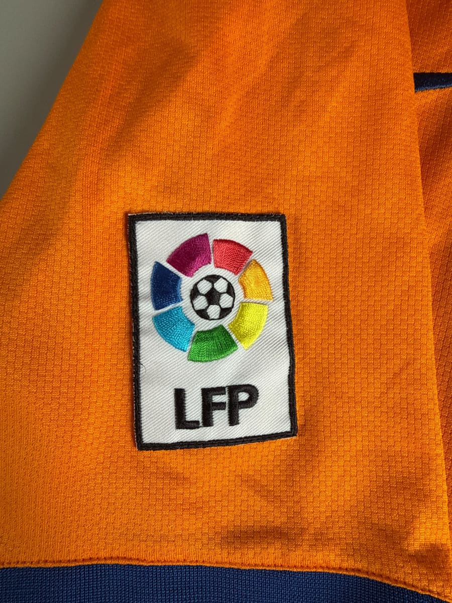 2006/07 Barcelona Ronaldinho #10 Away Shirt (XL)