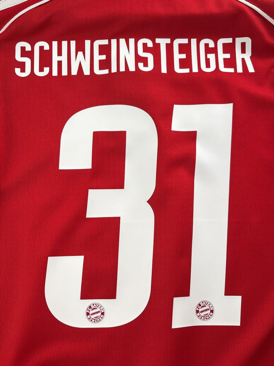 2006/07 Bayern Munich Schweinsteiger #31 Home Shirt L/S (XL)