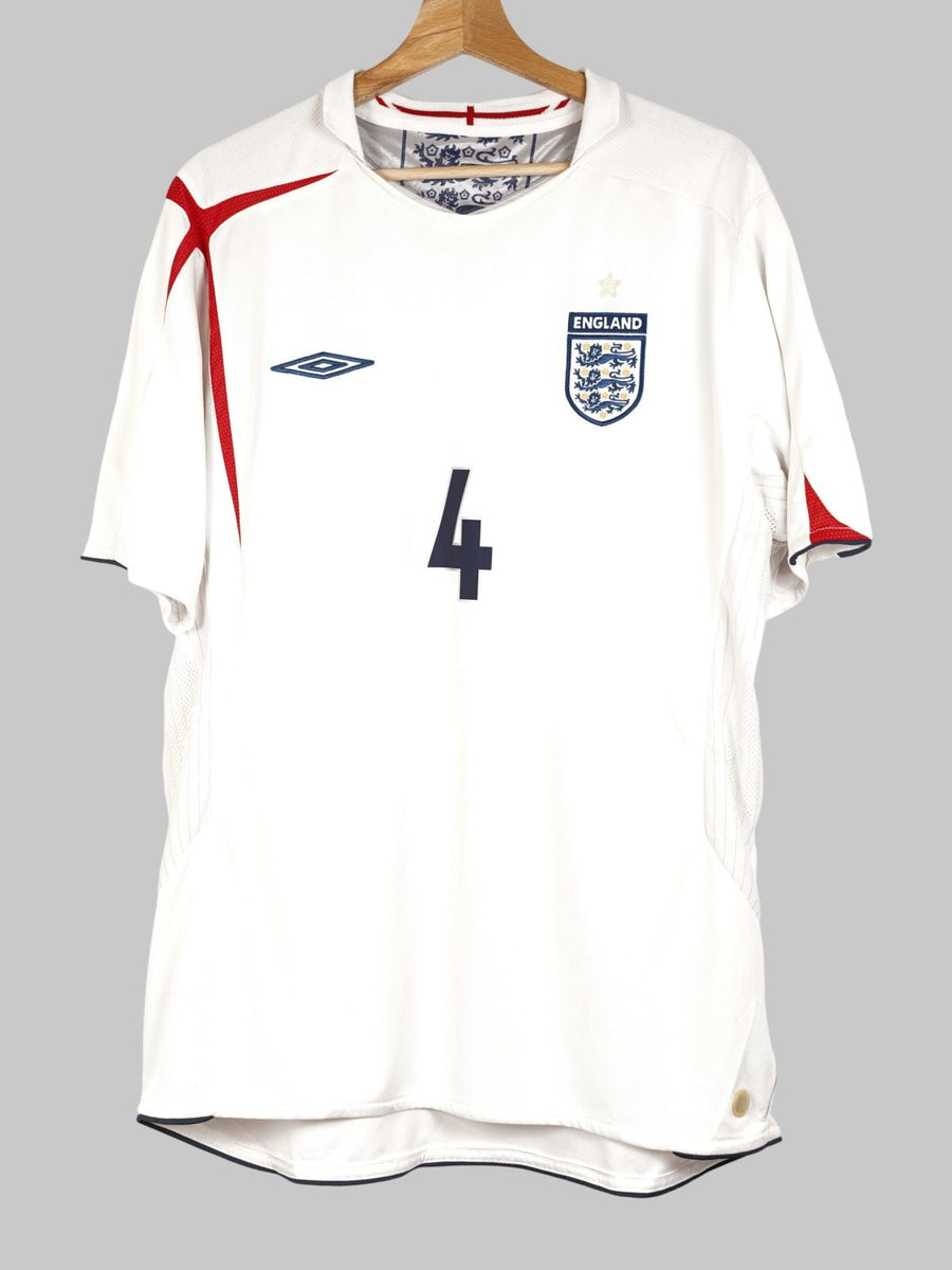 2006/7 England Gerrard #4 Home Shirt (L)