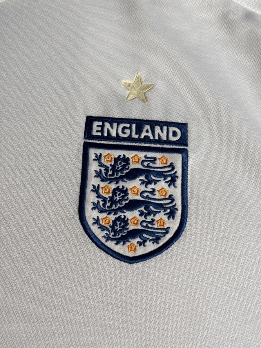 2006/7 England Gerrard #4 Home Shirt (L)