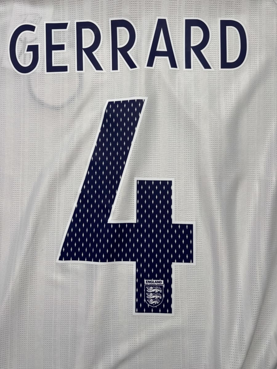 2007/9 England Gerrard #4 Home Shirt (L)