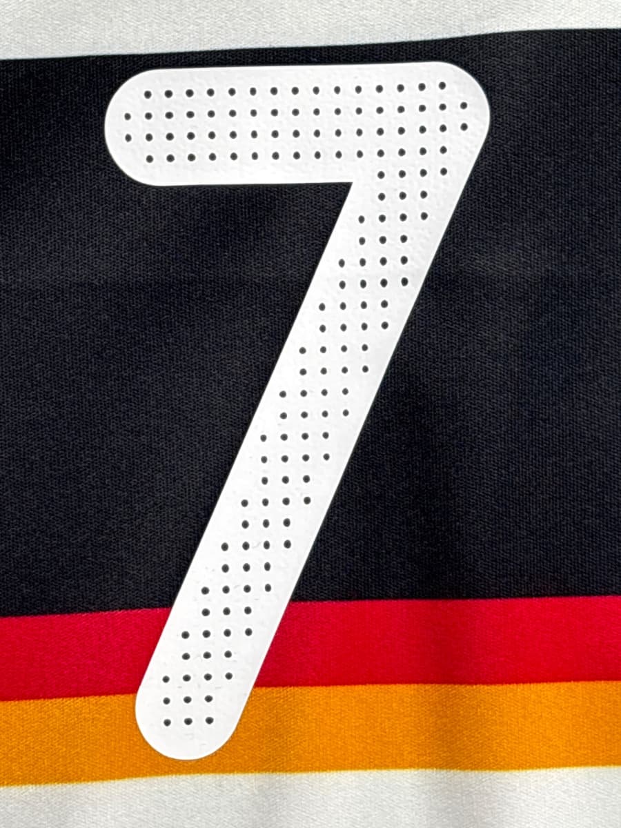 2008/09 Germany Schweinsteiger #7 Home Shirt (L)