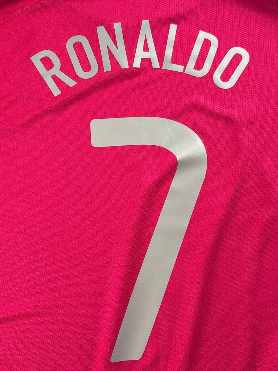 2008/09 Portugal Ronaldo #7 Home Shirt (M)