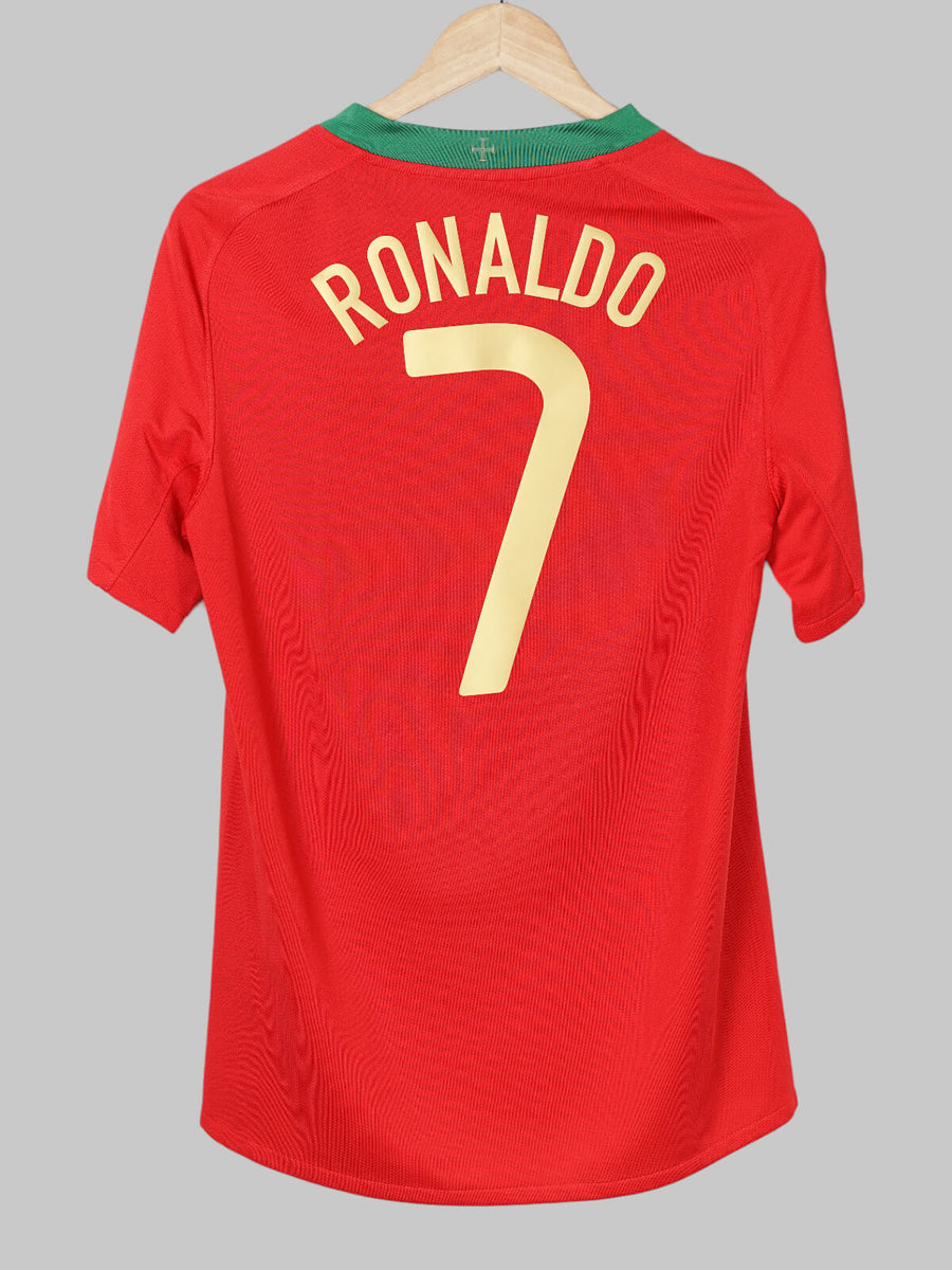 2008/09 Portugal Ronaldo #7 Home Shirt (S)