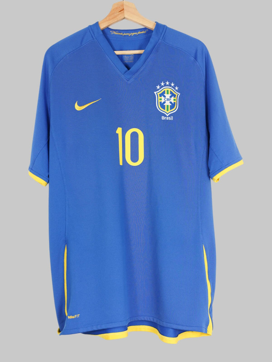 2008/10 Brazil Ronaldinho #10 Away Shirt (XL)