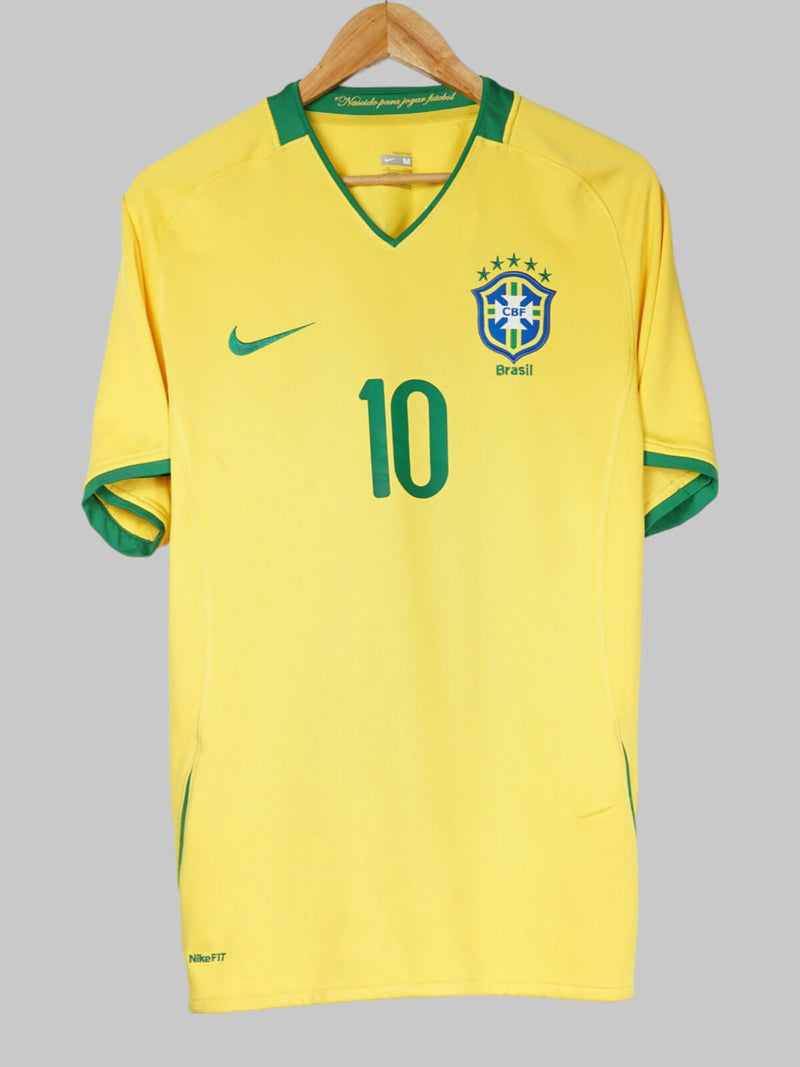 2008/9 Brazil Ronaldinho #10 Home Shirt (M)