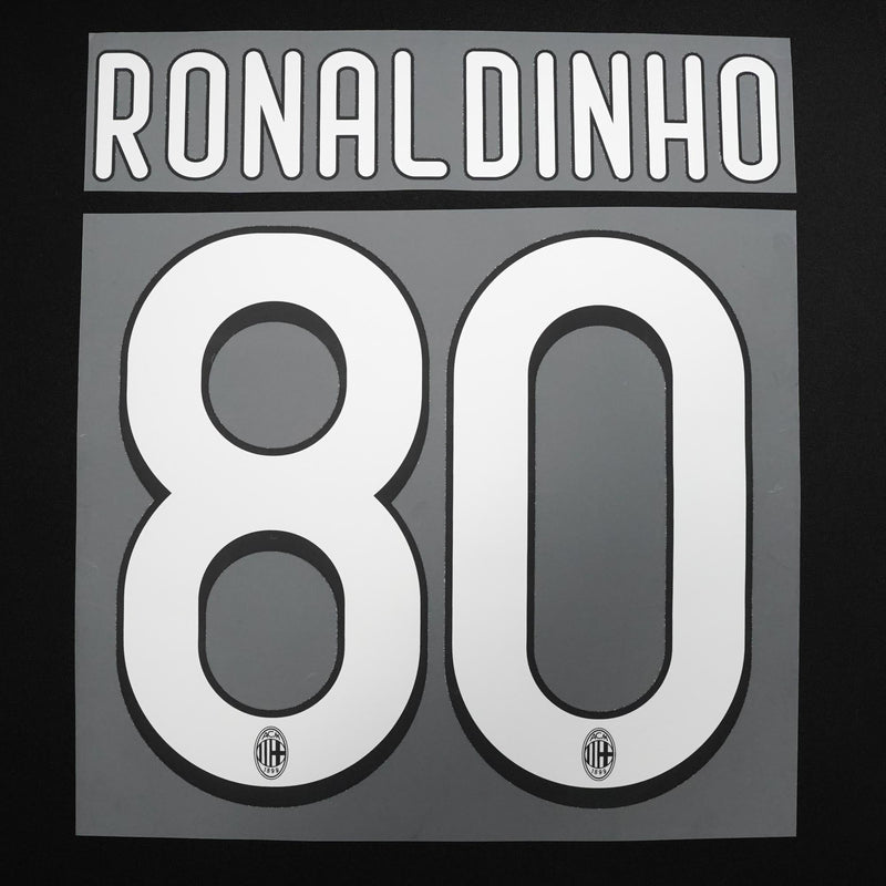 2009 - 10 AC Milan Home/Third Name Set Ronaldinho 80 (Repro)