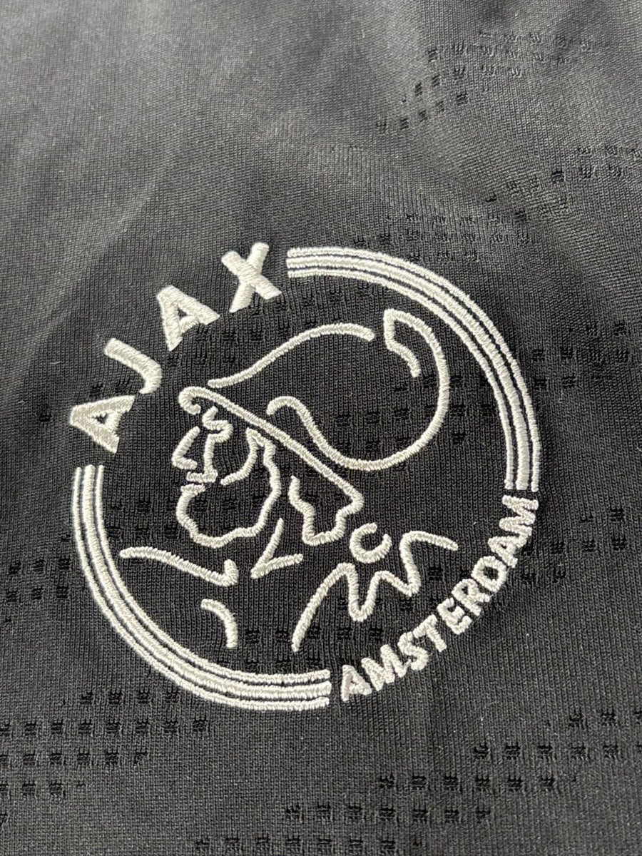2009/10 Ajax Suarez #16 Away Shirt (M)
