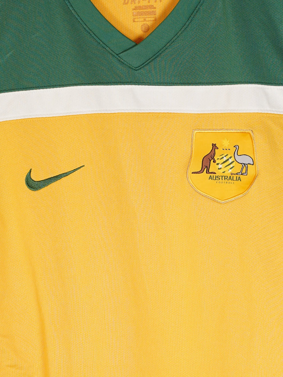 2010/11 Australia Home Shirt (M)