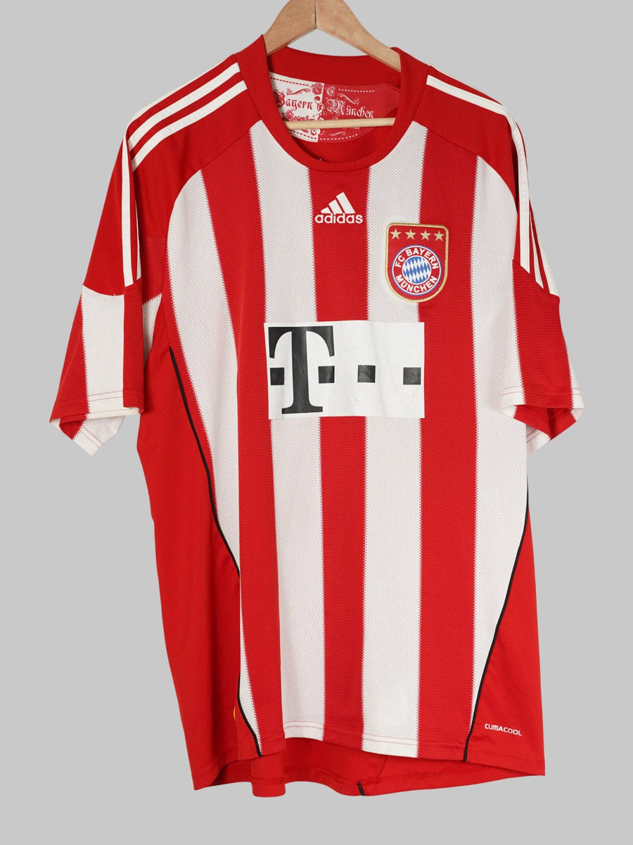 2010/11 Bayern Munich Robben #10 Home Shirt (XL)