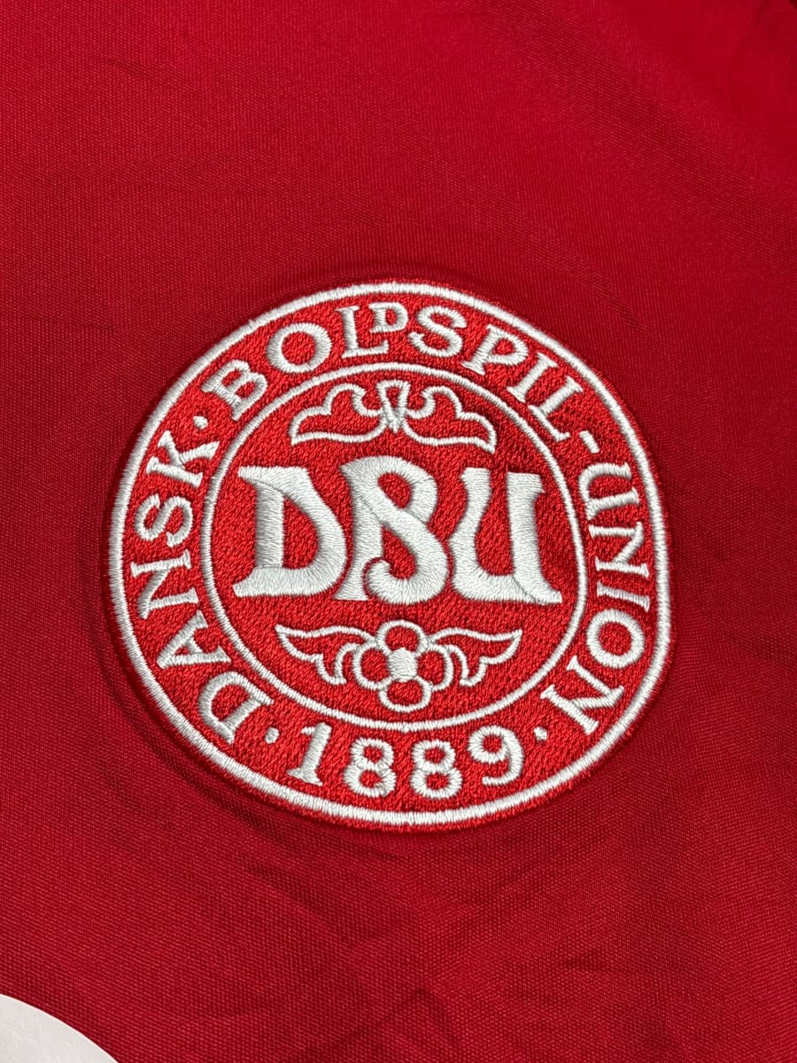 2010/11 Denmark Home Shirt (L)