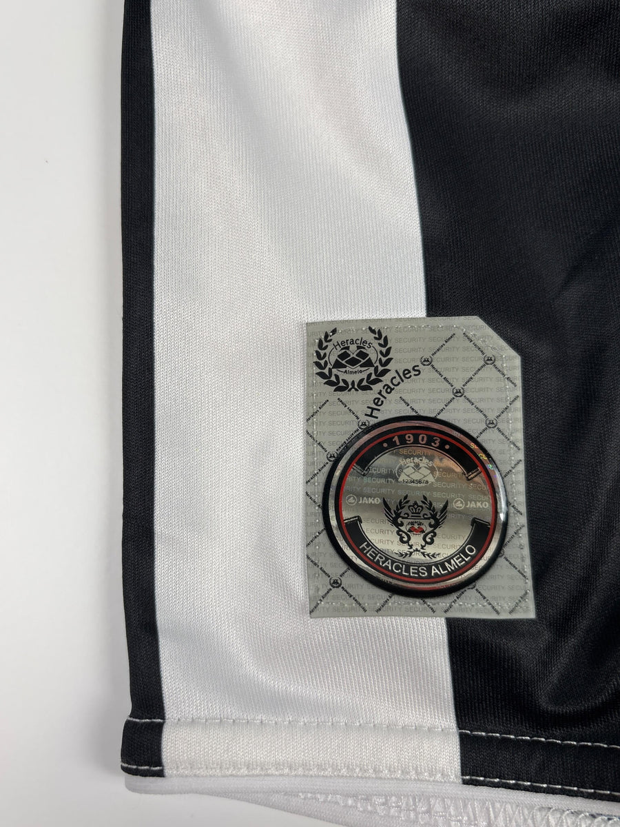 2010/11 Heracles Almelo Home Shirt Squad Signed BNWT (L)