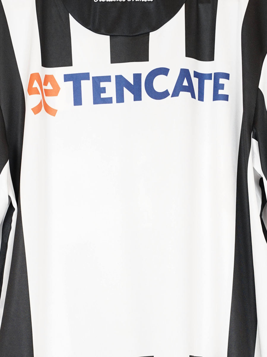 2010/11 Heracles Almelo Home Shirt Squad Signed BNWT (L)