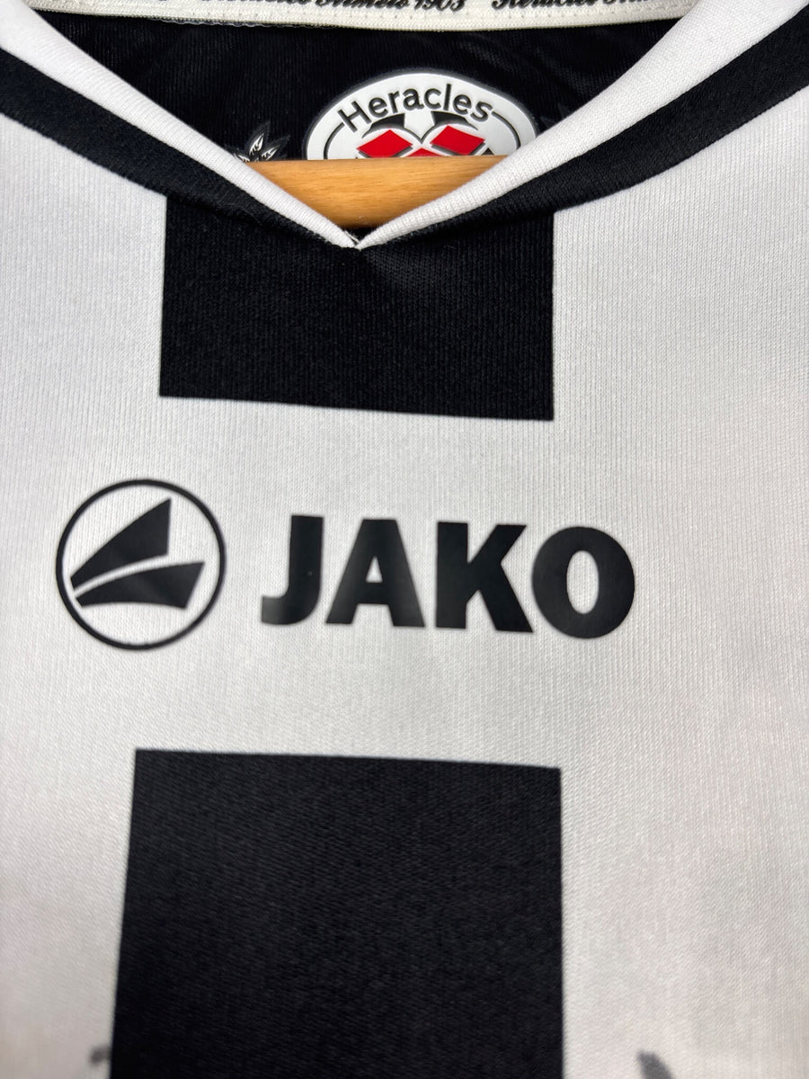 2010/11 Heracles Almelo Home Shirt Squad Signed BNWT (L)