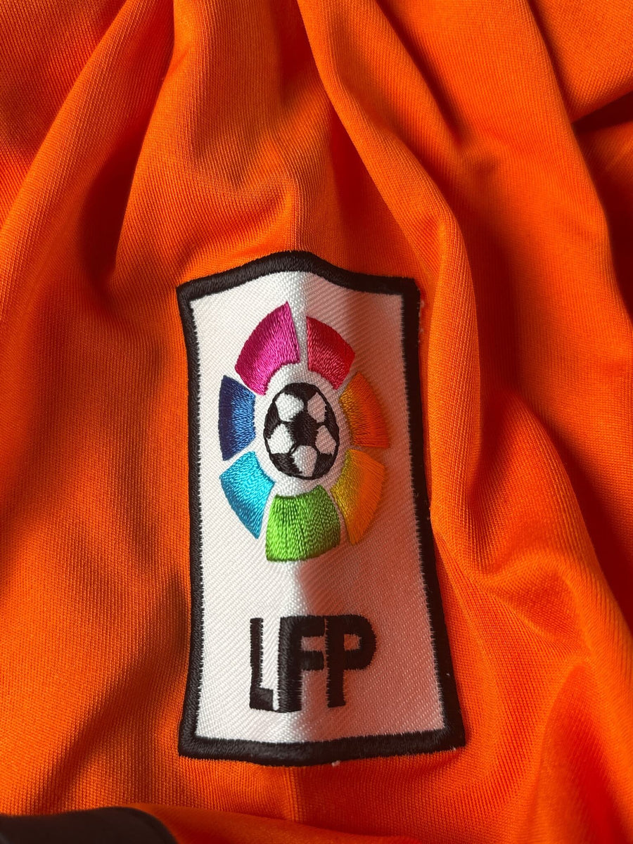 2010/11 Valencia Isco 26 Away Shirt (L) Kappa
