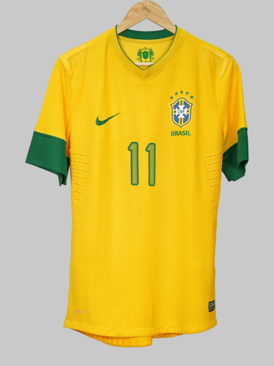 Brazil Home Shirt Player Issue 2012/13 Neymar 11 (L)
