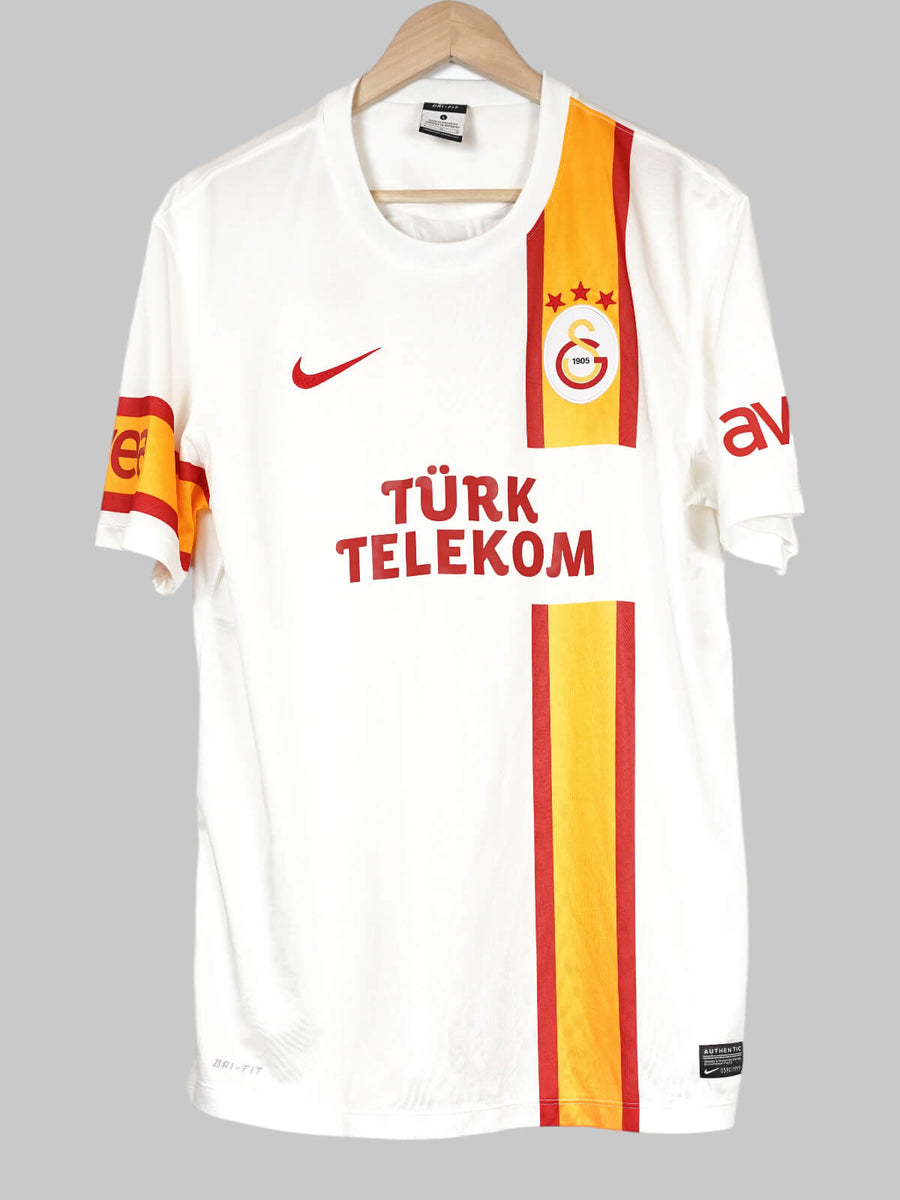 2012/13 Galatasaray Away Shirt (L)