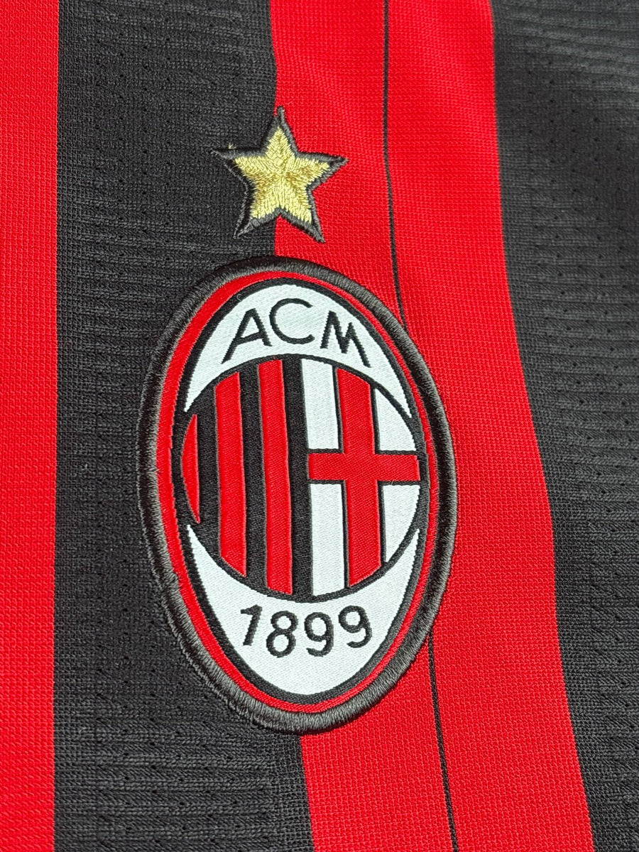 2013/14 AC Milan Kaka #22 Home Shirt (XL)
