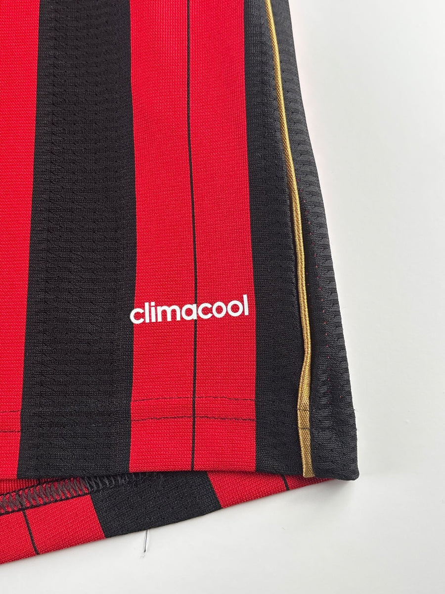 2013/14 AC Milan Kaka #22 Home Shirt (XL)