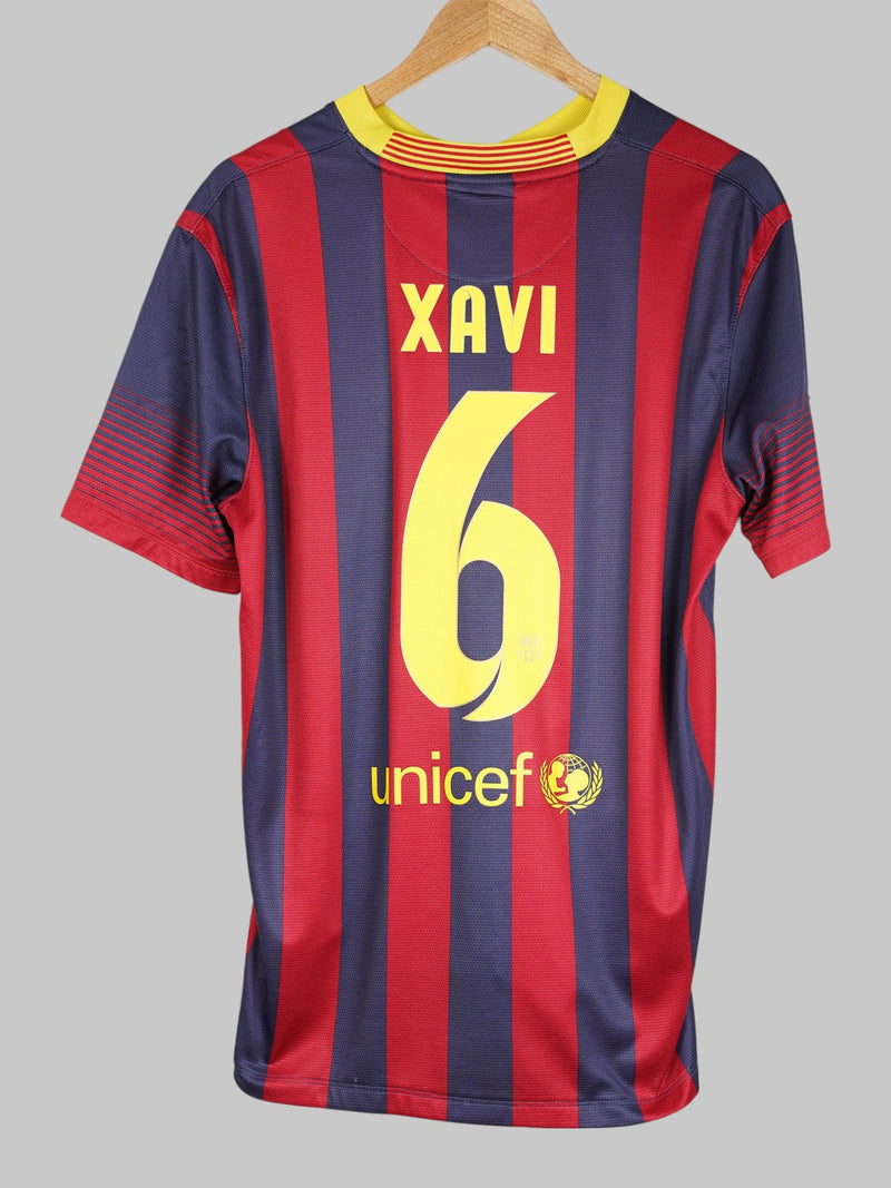 2013/14 Barcelona Xavi #6 Home Shirt (L)