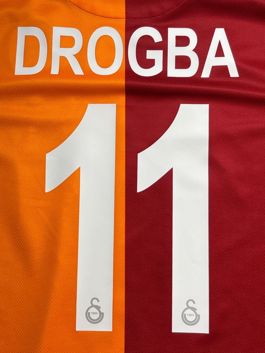 2013/14 Galatasaray Drogba #11 Home Shirt (L)