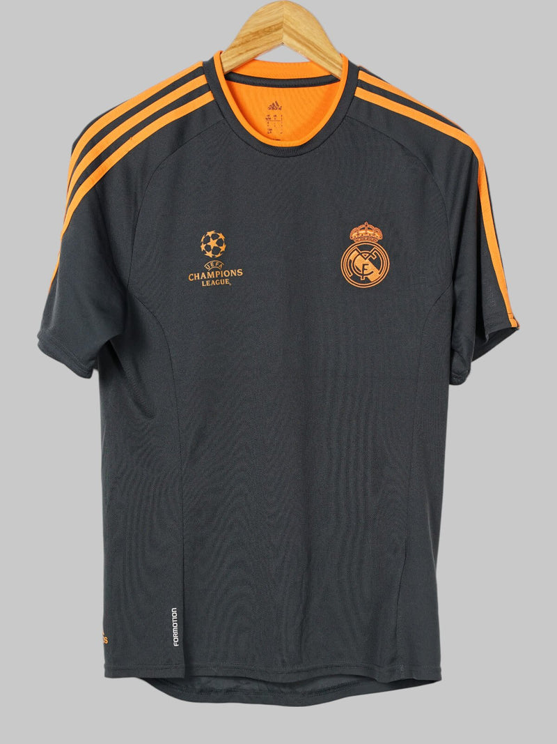 2013/14 Real Madrid Champions League Training Shirt (M)