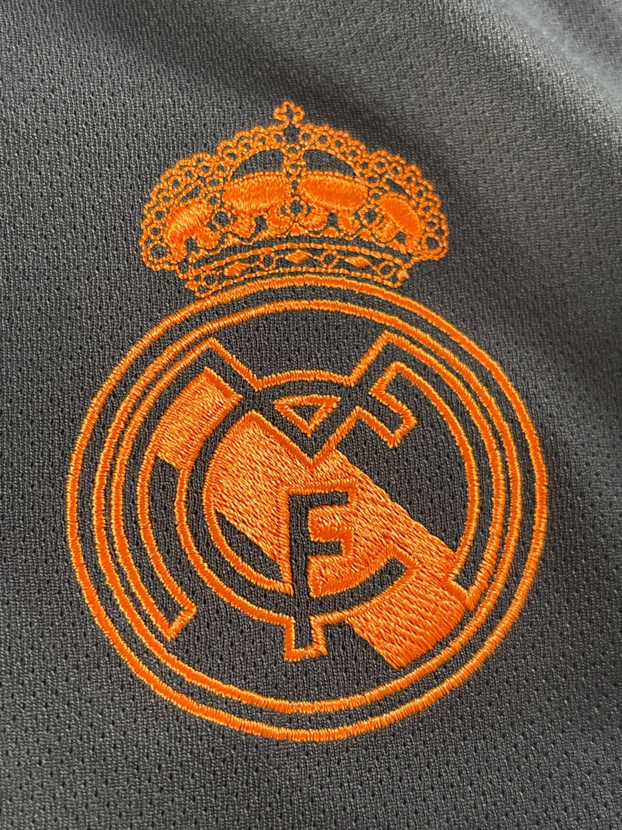2013/14 Real Madrid Champions League Training Shirt (M)