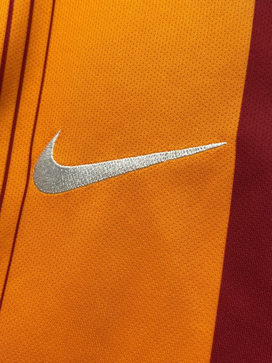 2014/15 Galatasaray Sneijder #10 Home Shirt Player Issue (M)