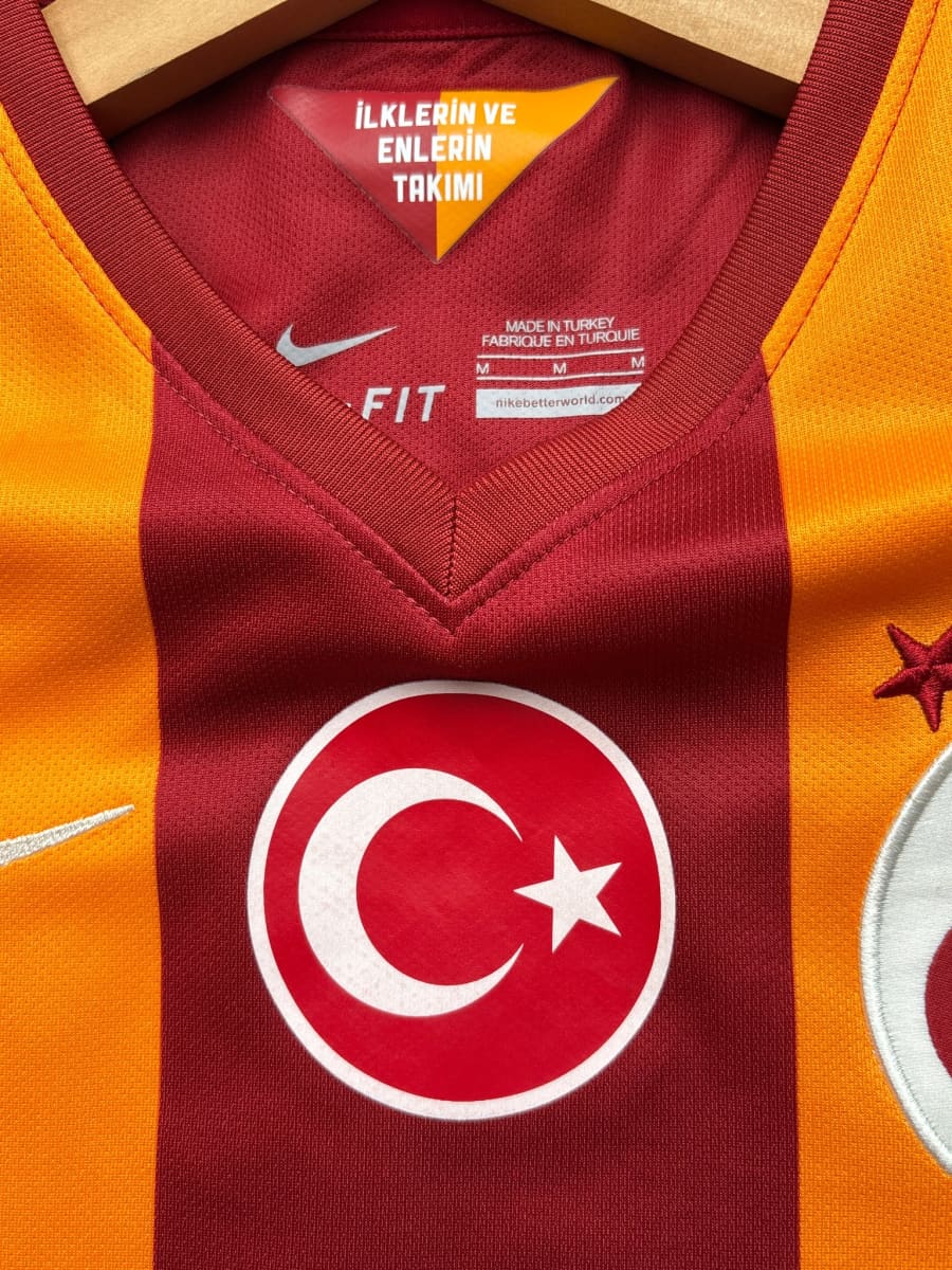 2014/15 Galatasaray Sneijder #10 Home Shirt Player Issue (M)