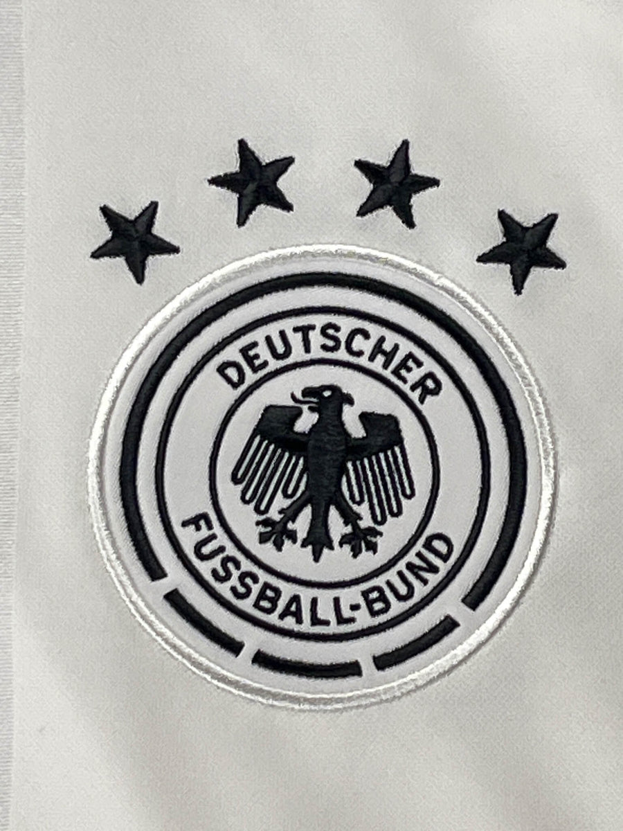 2015/16 Germany Ozil #8 Home Shirt L/S (L)