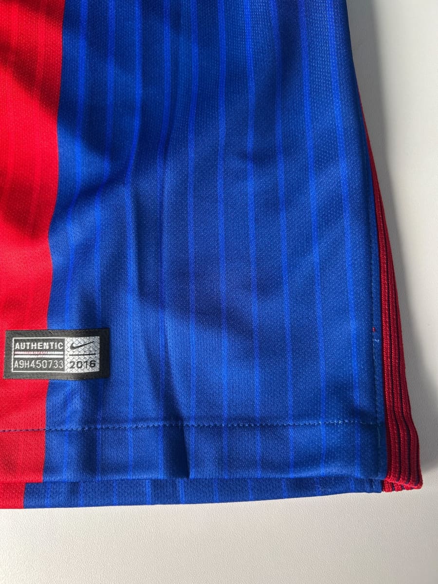 2016/17 Barcelona Neymar Jr #11 Home Shirt (L)