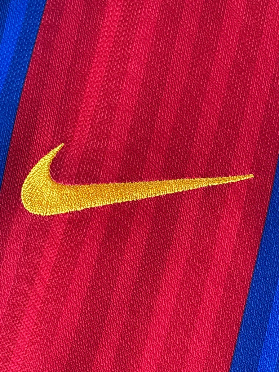 2016/17 Barcelona Neymar Jr 11 Home Shirt (M) Nike