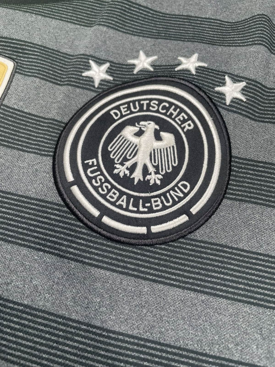 2016/17 Germany Away Shirt (M)