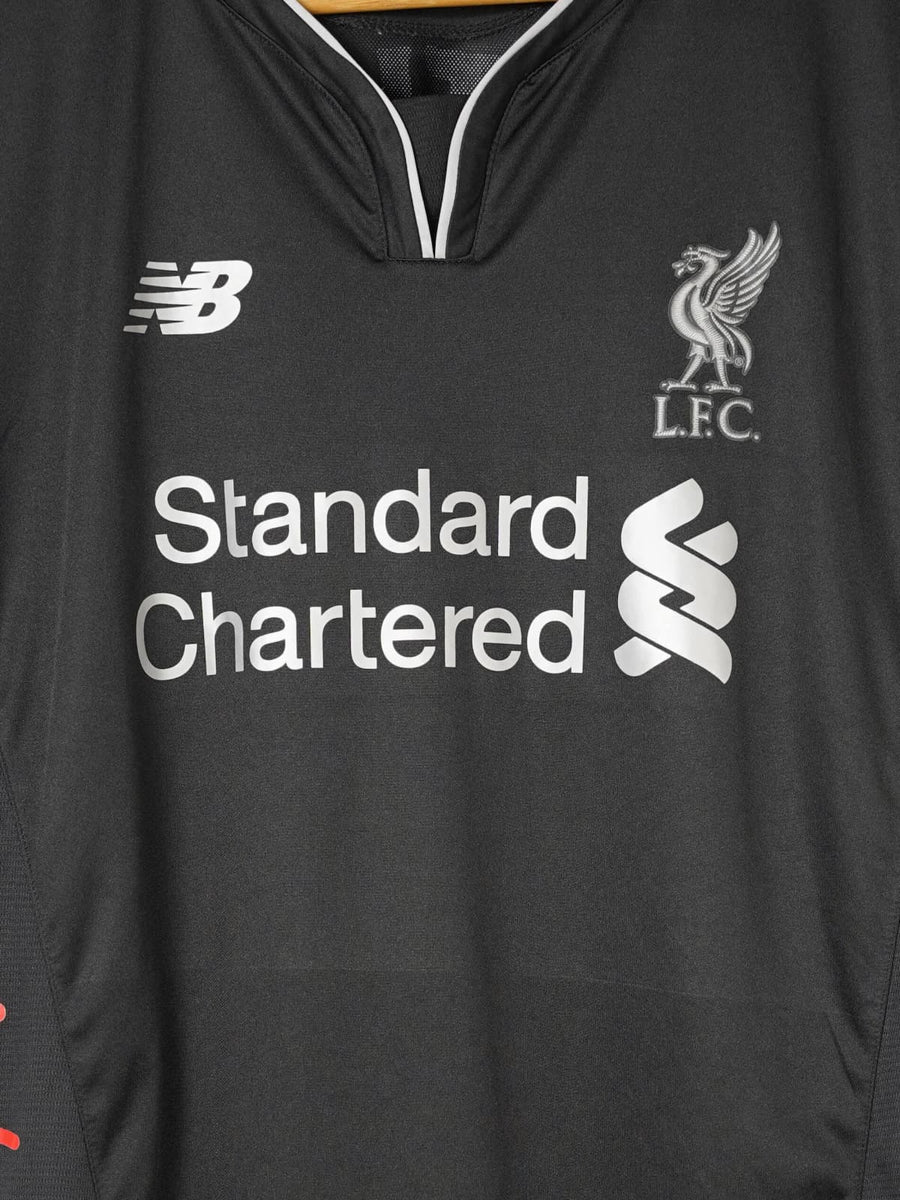 Liverpool Away Shirt 2016/17 Coutinho 10 (XL)