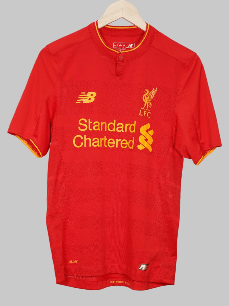 LIverpool Home Shirt 2016/17 Gerrard 8 (S)