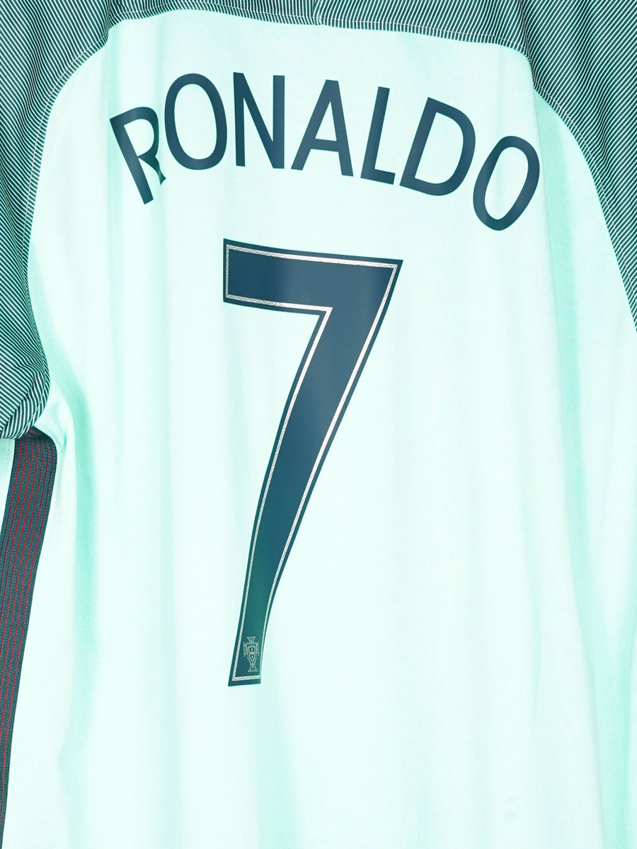 2016/17 Portugal Ronaldo #7 Away Shirt (XL)