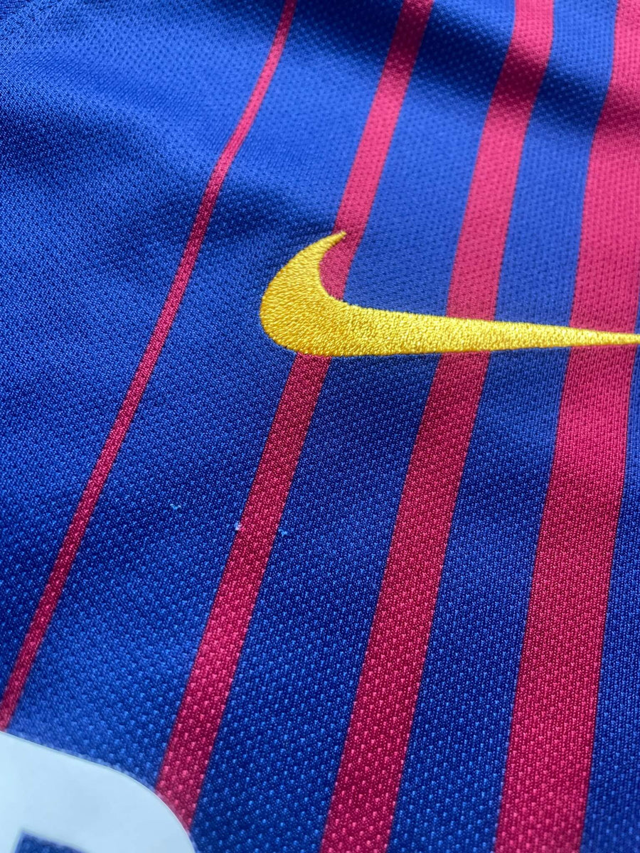 2017/18 Barcelona Suarez 9 Home Shirt (M) Nike