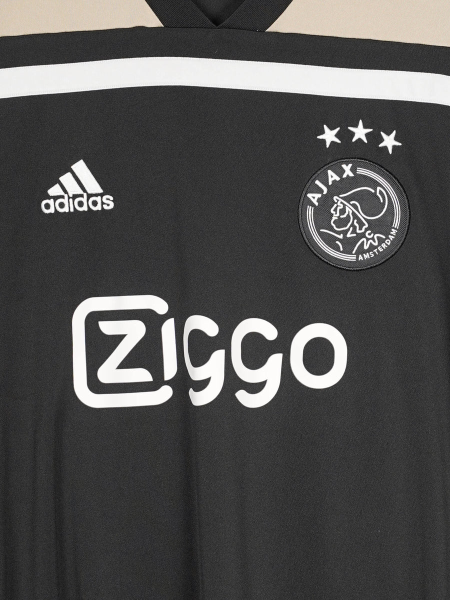 2018/19 Ajax Neres #7 Away Shirt (L)