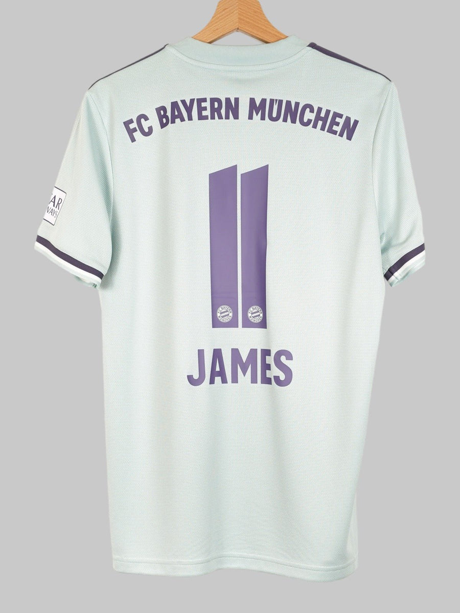 2018/19 Bayern Munich James #11 Away Shirt (M)